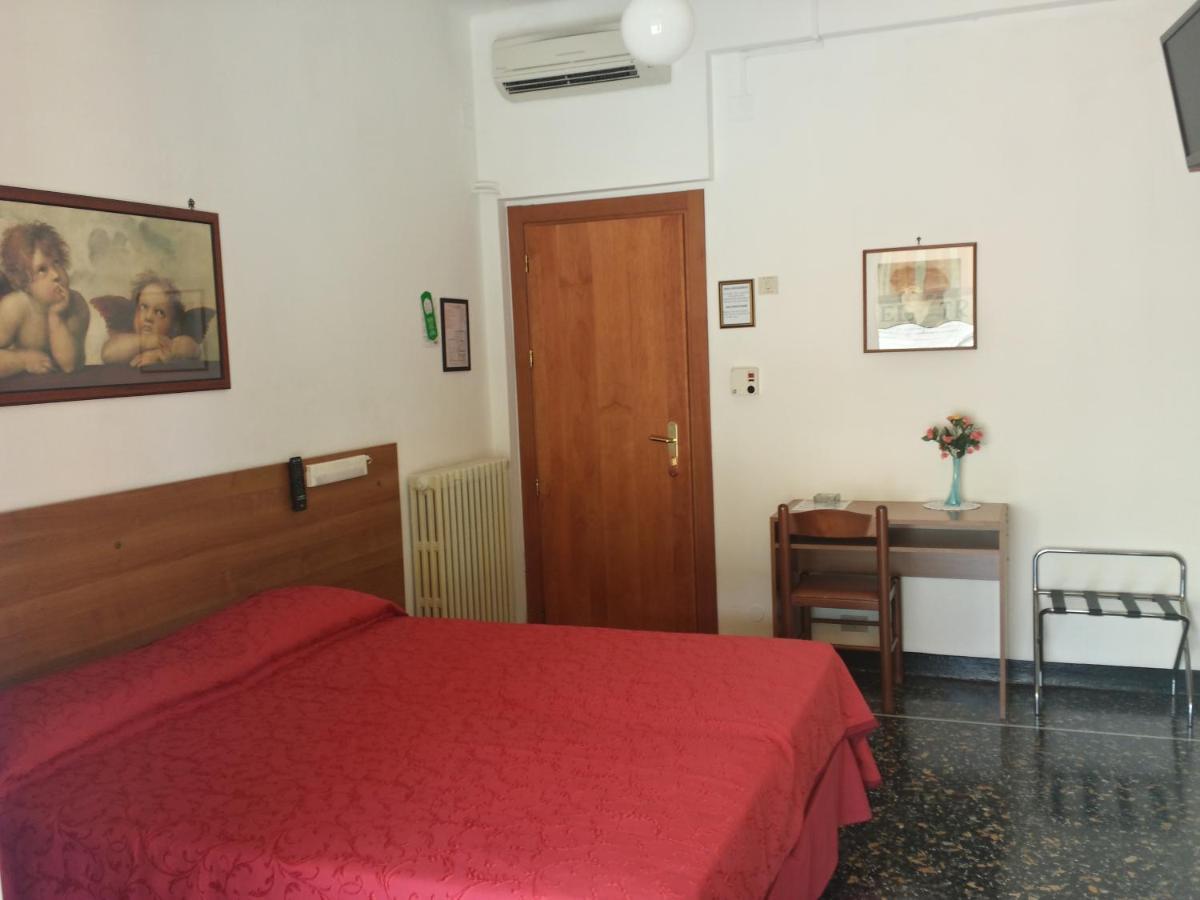 Hotel Triestina Noli Luaran gambar