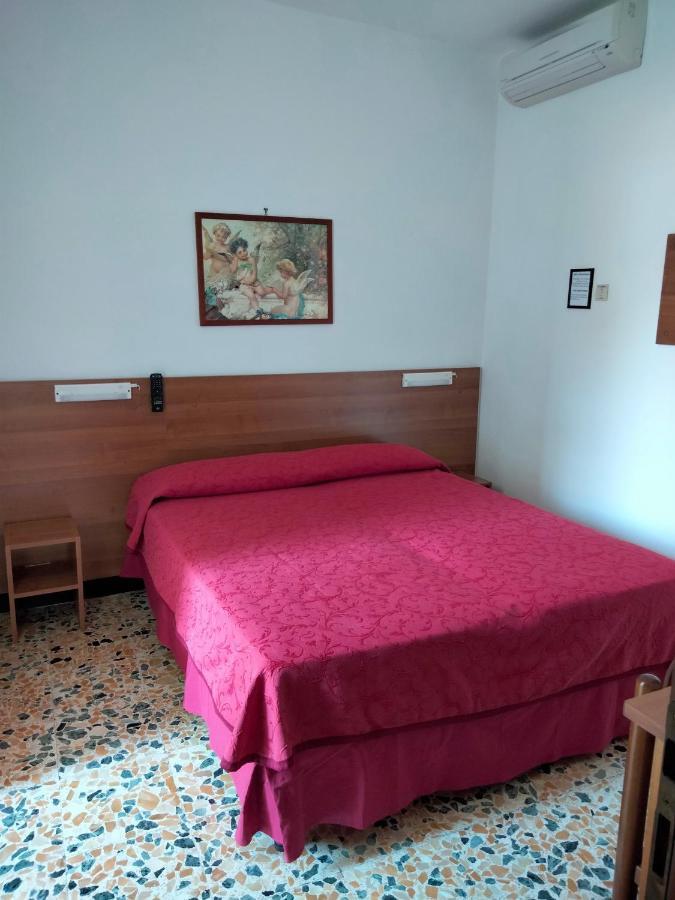 Hotel Triestina Noli Luaran gambar